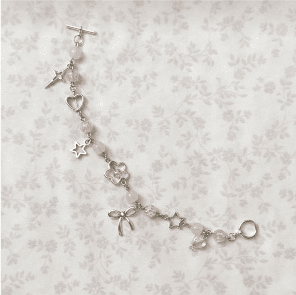 Vòng tay phong cách thanh lịch