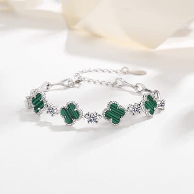 Vòng tay phong thủy