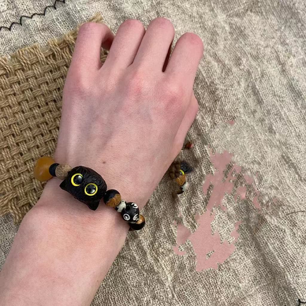 Vòng Tay Handmade tại UIT - Gửi Gắm Kỷ Niệm Sinh Viên Công Nghệ Thông Tin